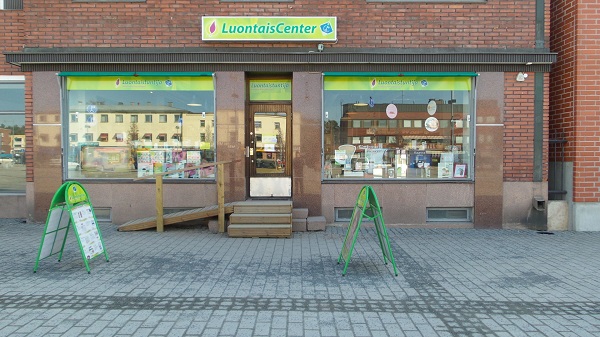 LuontaisCenter store front